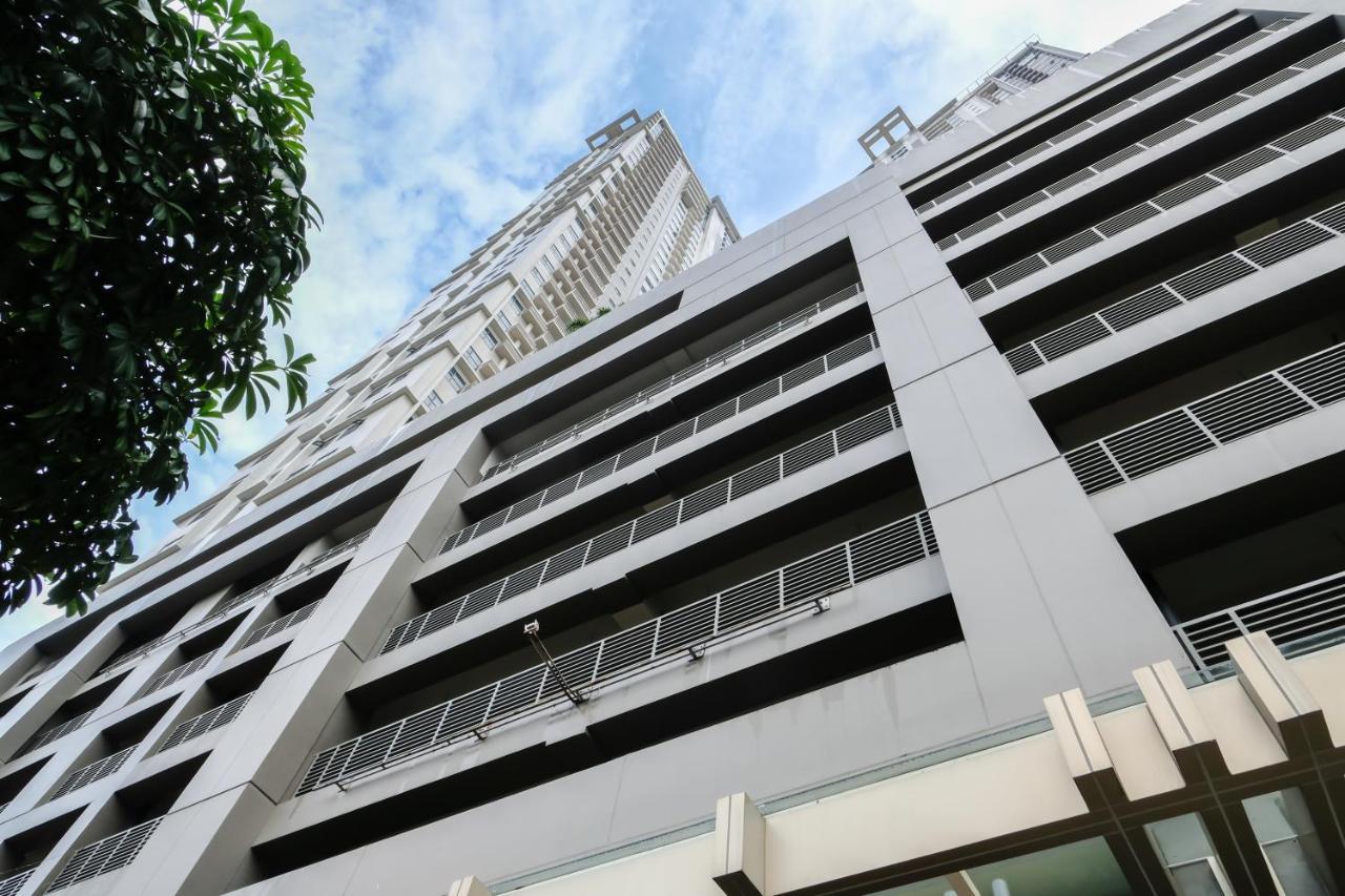 Ezeniel'S Place At Horizons 101 Condominium Cebu Exterior photo